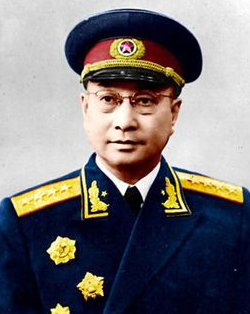 开国上将总算中了开国大将的“圈套”,两位陈姓将军的一件趣事